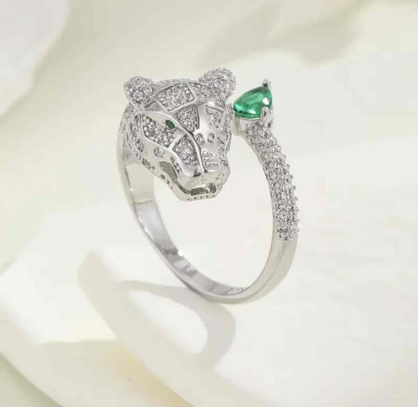 Каблучка жіноча металева «Тигр» срібний (8421)