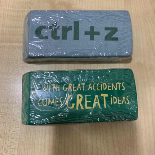 Стиральна гумка "No mistakes only happy accidents" Tiger (12*5 см)