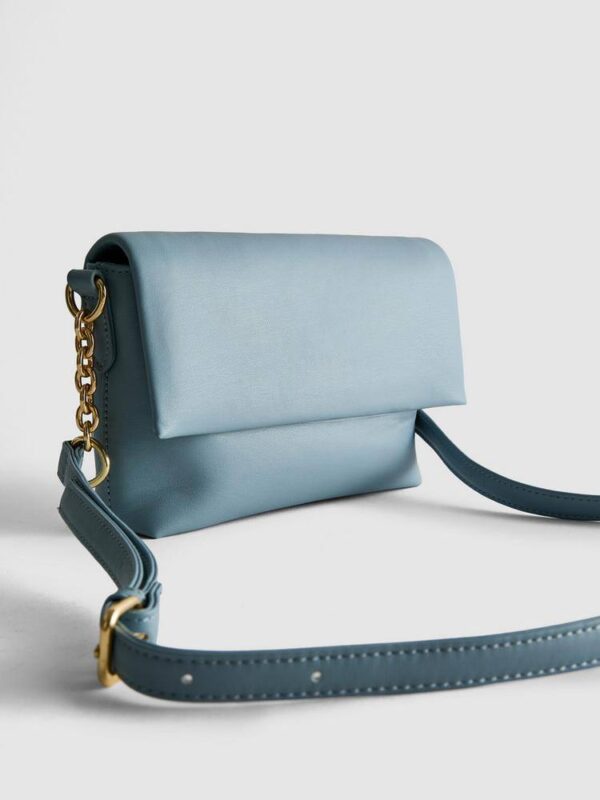 Сумочка-міні конверт через плече Primark мінімалістична блакитна