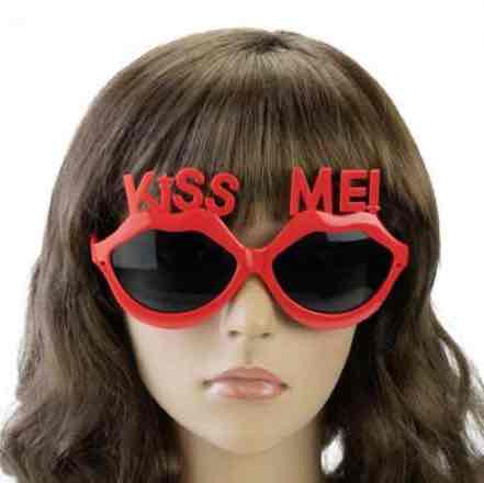 Окуляри карнавальні/ для вечірок "Губи" KISS ME червоні