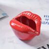 Попільничка "Губи" пластикова 13*8 см червона