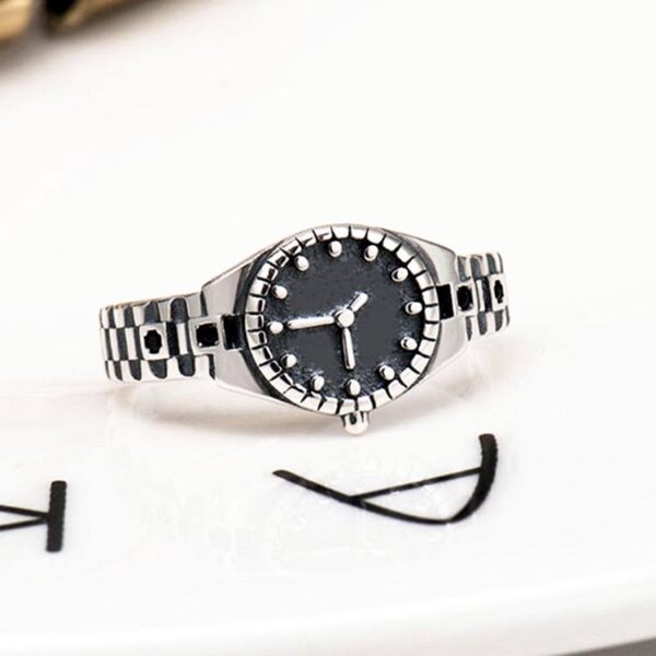 Каблучка жіноча "Годинник" срібна (10508)