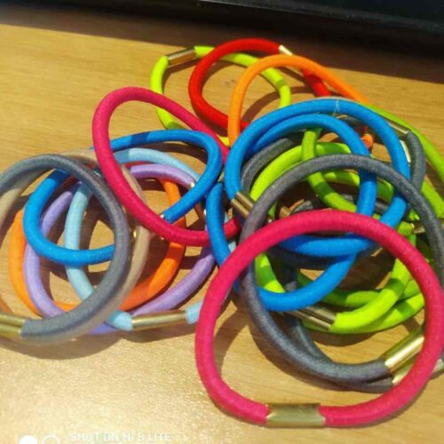 Гумка для волосся "Тонкий жгут" мікс кольорів, 1 шт