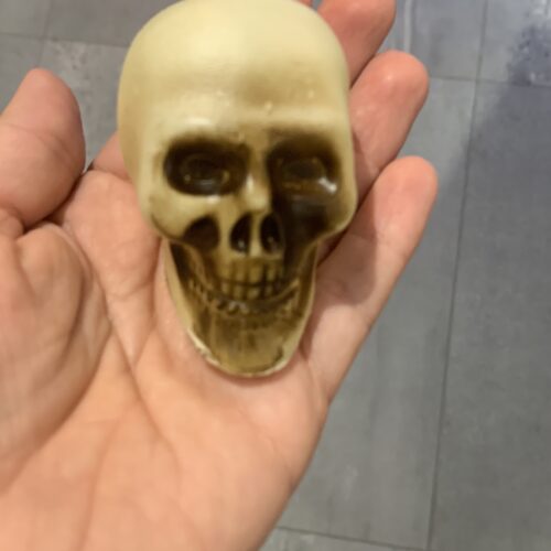 Декор на Хелловін "Череп" пластиковий 5 см 1 шт