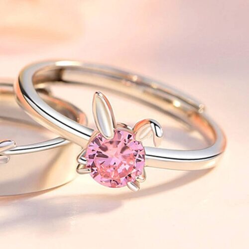 82167872-8ccd-4da8-9dca-3c73ba29db5b.jpg Каблучка жіноча "Зайчик" рожевий камінець срібний (8215)