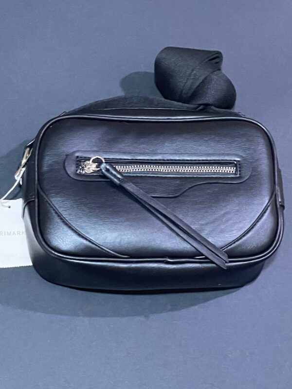 Сумочка Primark з кишенею на замку чорна