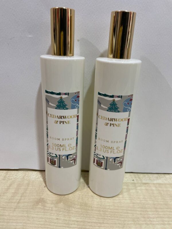 Спрей для дому Новорічний "Cedarwood & Pine" Primark 100 ml