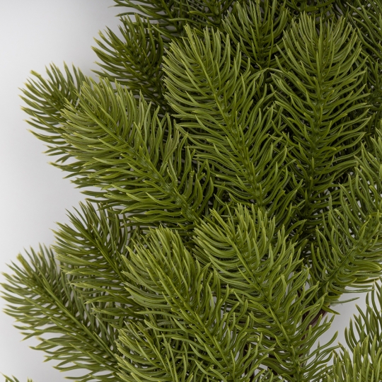 Декоративна гілка "Ялина зелена" 55 см