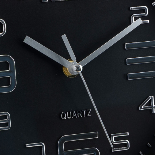 Годинник настінний "Меридіан" 20 см чорно-срібний