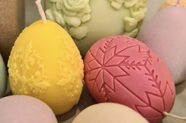 Свічка ароматична "Писанка/яйце M" Solodka з орнаментом 80 г