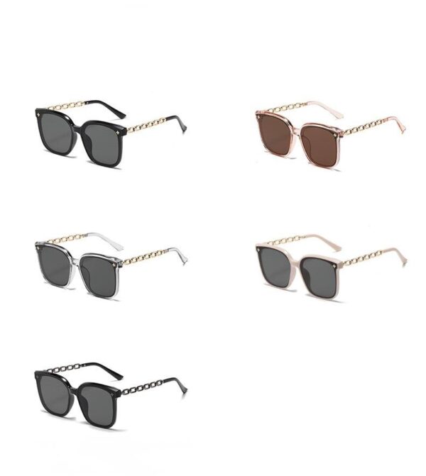 Окуляри жіночі сонцезахисні квадратні крупні пластикова оправа/ дуга ланцюг (10131)