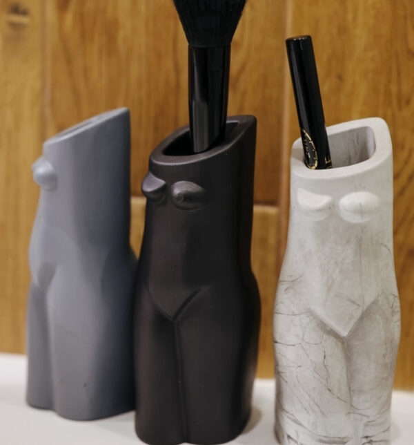 Статуетка-вазон-органайзер "Body" HDS