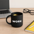 Чашка з принтом "Work" Orner 400 мл чорна