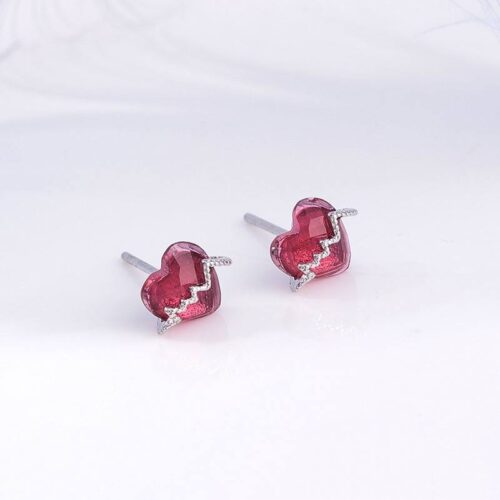 a1e4d8f0-0fbb-4a77-bc6f-abe33ad0bcf6.jpg Сережки-цвяшки "Серце-кардіаграма" камінчик червоний