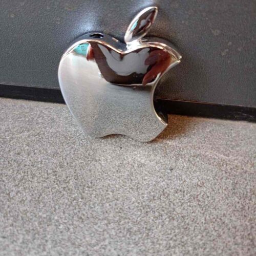 Запальничка газова "Apple" срібна/біла