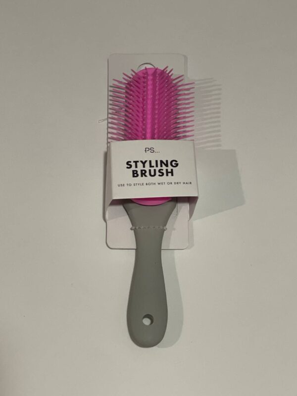 Щітка для вкладання волосся Primark рожева