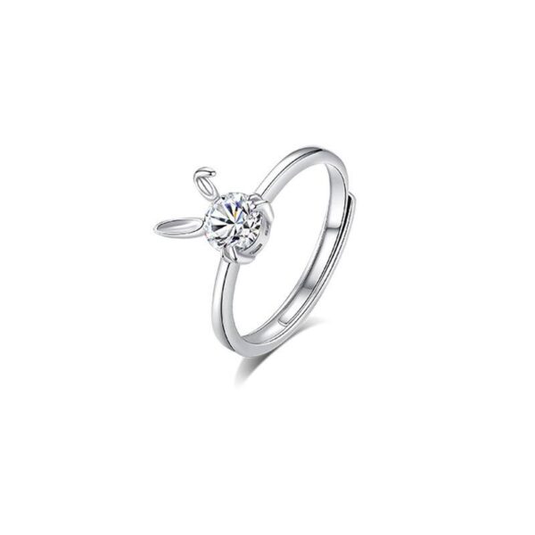 Каблучка жіноча "Зайчик" білий камінець срібна (8214)