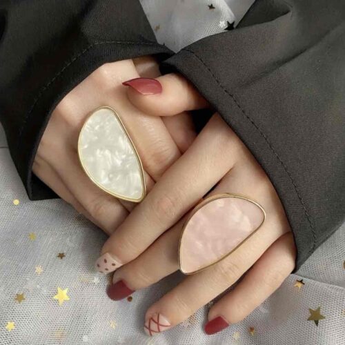 ada14b32-8b0c-4685-92da-241ba3312fd6.jpg Каблучка жіноча «Геометрична» з імітацією перламутру