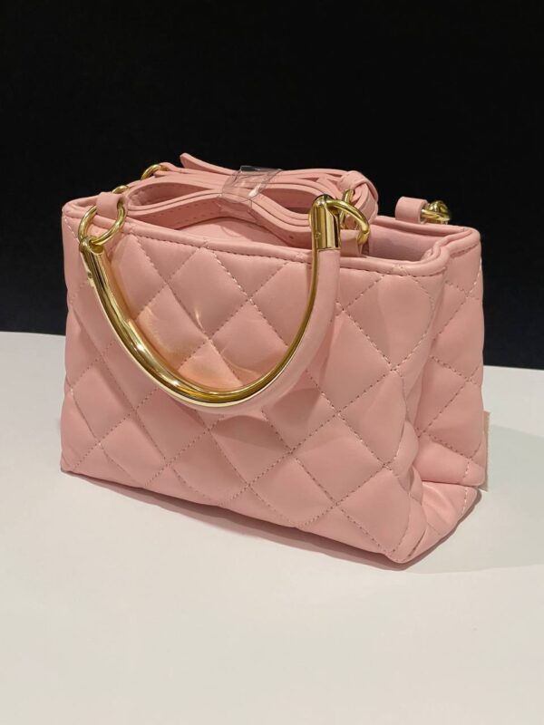 Сумочка Primark сьобана з металевиими ручками рожева