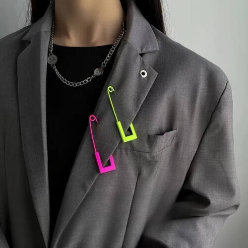 b7bdab7e-f236-4584-b5c3-a94fc353f782.jpg Брошка "Булавка" рожева/салатова 1 шт