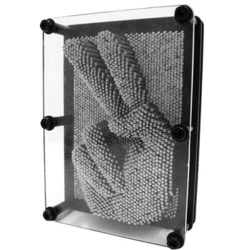 b8e39490-5204-40a8-918f-0b8abc2204a1.jpg Декор Pin Art цвяхи скульптор 3D S (13*10*3,5 см)