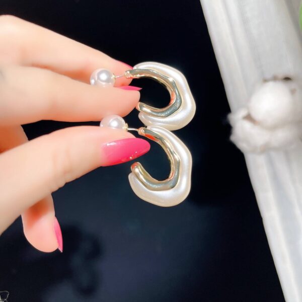 Сережки-джекети "Геометричні" ламані напівкільця золото з перламутром (7438)