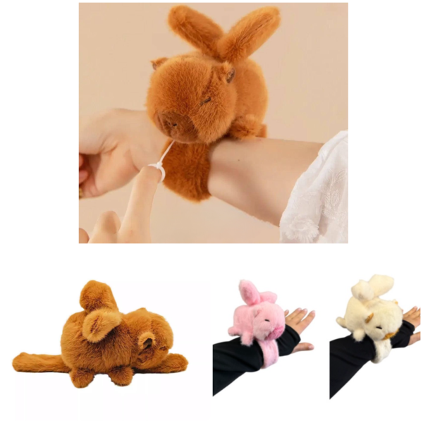 М’яка іграшка-браслет на руку "Капібара з крильцями"