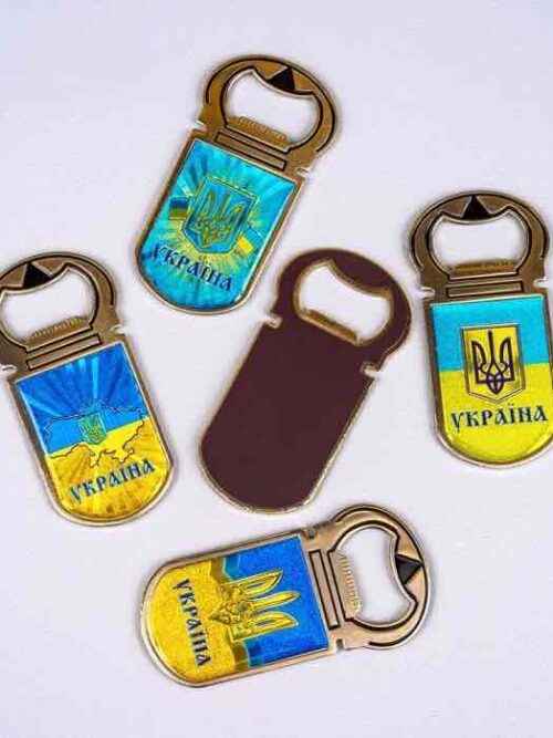 c48bd034-0db5-4660-ba08-48fe73598e09.jpg Відкривачка-Магніт "Україна" 9 см