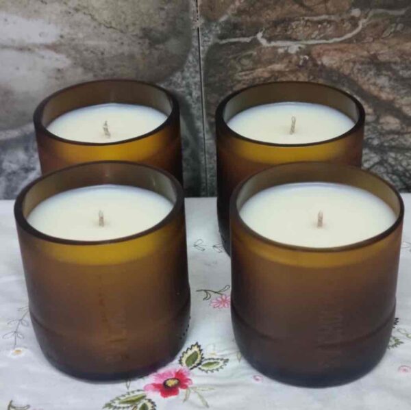 Свічка ручної роботи Svichochka натуральна в матовому склі 150 мл