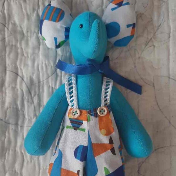 cad30ad2-acb7-47d8-9120-217ea289ab69.jpg Іграшка Hand Made "Слоник"