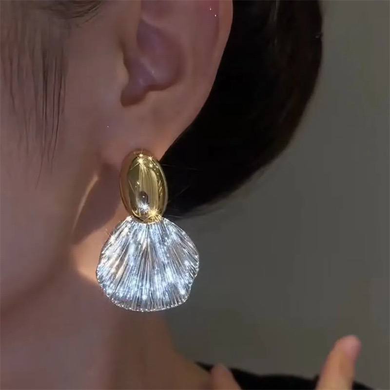 Сережки золоті з блискучим білим (8195)