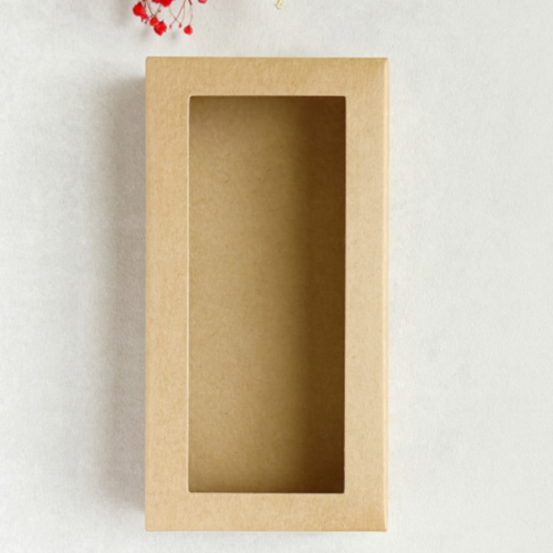 d2348571-18a9-42e9-96e4-7507bf1e00cb.png Коробка прямокутна з віконцем 15,5х7,2х7,2 см крафт