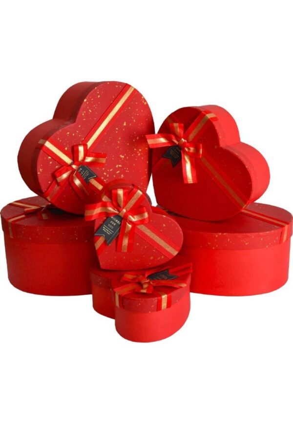 Коробка подарункова "Серце" червона зі стрічкою №4 (25*22*10 см)