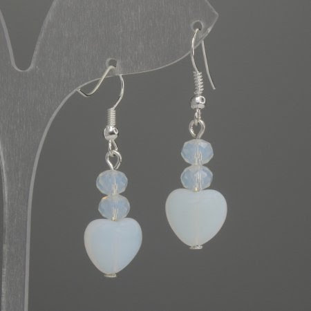 Сережки "Серце" з натур. кам. Місячний камінь L- 38 мм