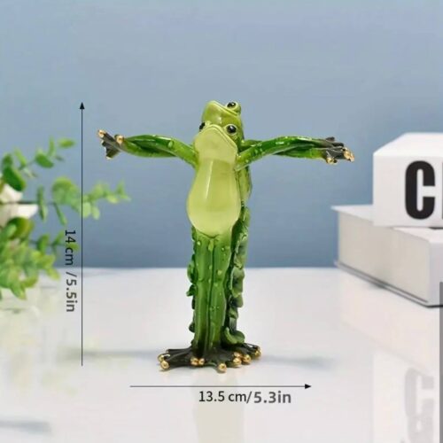 de5addb3-e29a-4092-9752-e1b07df7bd4f.jpg Статуетка "Жабки - Титанік" 14 см