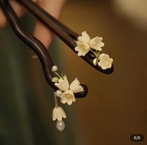 Шпилька-паличка для волосся 2 шт дерев'яна "Білі квіти" 18 см