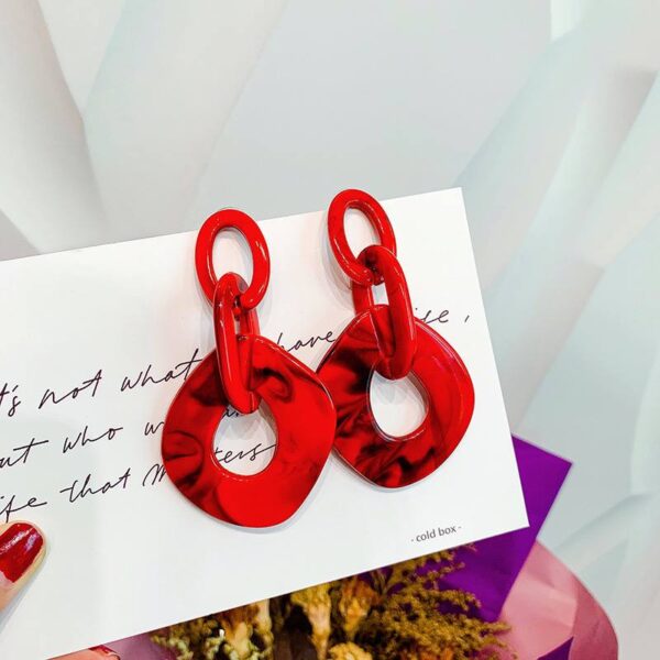 Сережки акрилові геометричні червоні (8057)