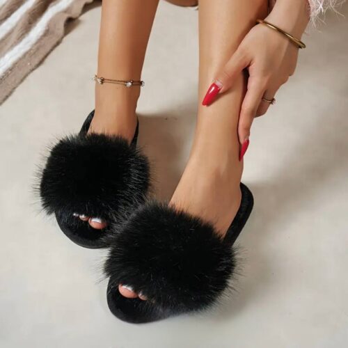 e8b3f716-3048-4668-83f5-38203fd87a3c.jpg Тапочки-бандо жіночі "Пухнасті" еко-хутро чорні