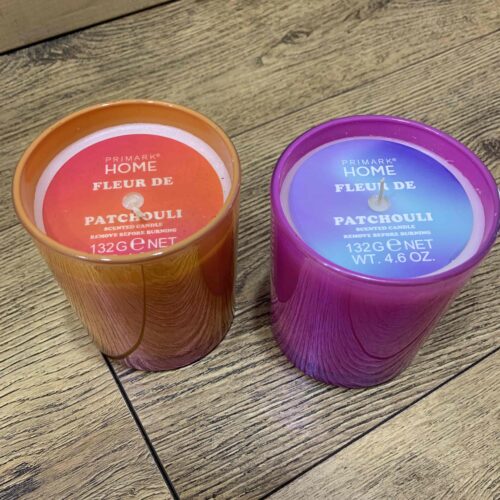 Ароматична свічка у кольоровому склі Primark 132g