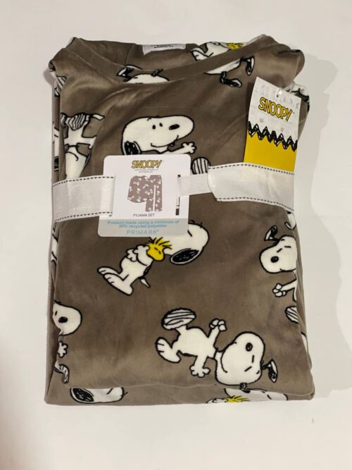 ec7cb26b-4a1d-4184-8032-247320af57bb.jpg Піжама жіноча Primark "Snoopy" флісова велюрова