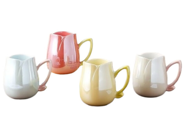 effe4b6c-e2d3-4842-b03b-08ef93cf7516.jpg Чашка керамічна "Троянда" глянцева мікс кольорів 400 мл