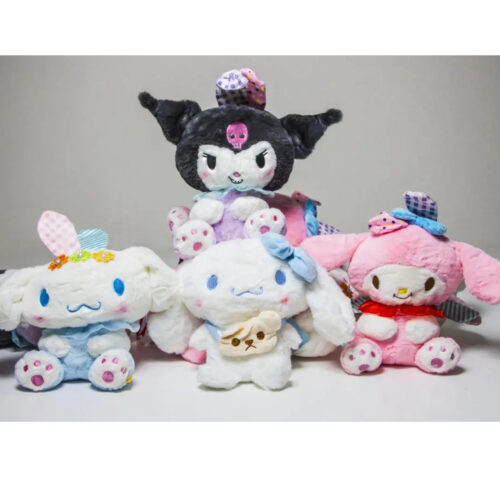 f30462c6-52f6-4645-a495-46729319c26a.jpg Мʼяка Іграшка "Hello Kitty & Friends/ Куромі" 24 см