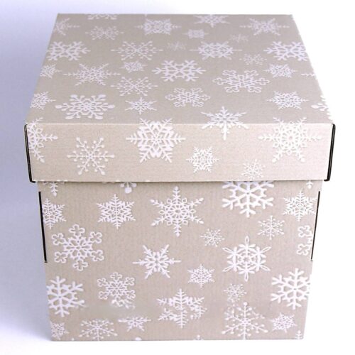 f379bada-55c3-48b6-b5ce-3b443b48e054-1.jpg Коробка подарункова з мікрогофрокартону (22*22*22 см) Новорічна сіра