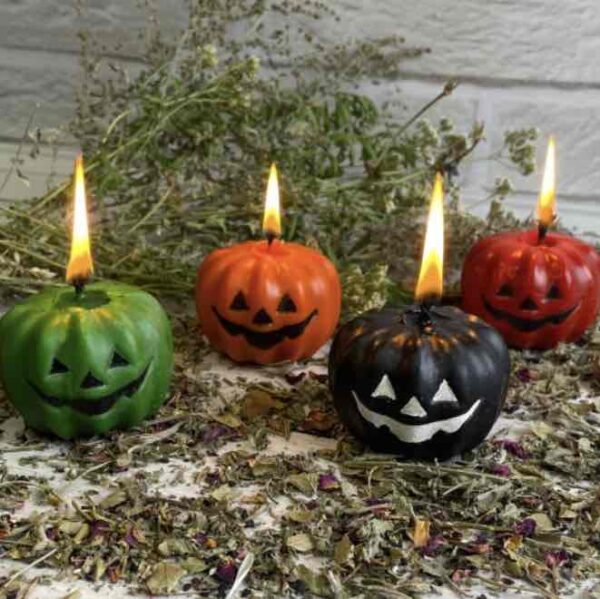 Свічка воскова 5C "Гарбуз" діаметр 6.6 см H 5 см сіра