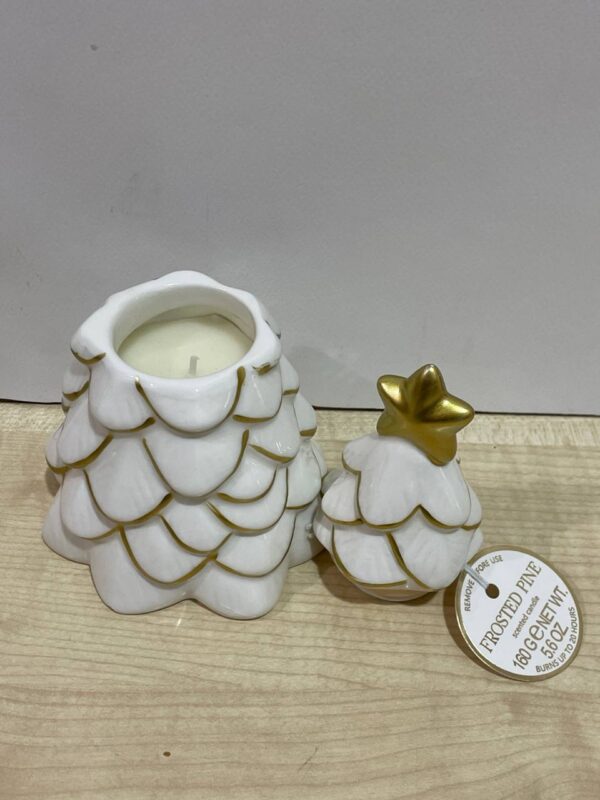 Ароматична свічка в кераміці "Ялинка" Primark з кришкою 160 g/ 20 годин