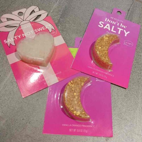 ffd0a0fb-546d-4d32-b83d-72d39de96302-1.jpg Сіль для ванни "Місяць"/"Серце"