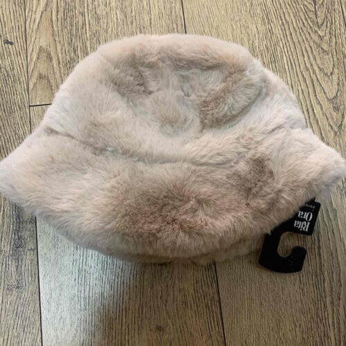 04f0b924-2113-459f-9f37-0715869f61a3.jpg Панама Primark Rita Ora осінь/зима плюшева беж