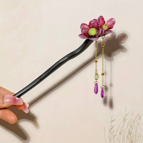 Шпилька-паличка для волосся 1 шт дерев'яна "Рожеві квіти" з підвісками