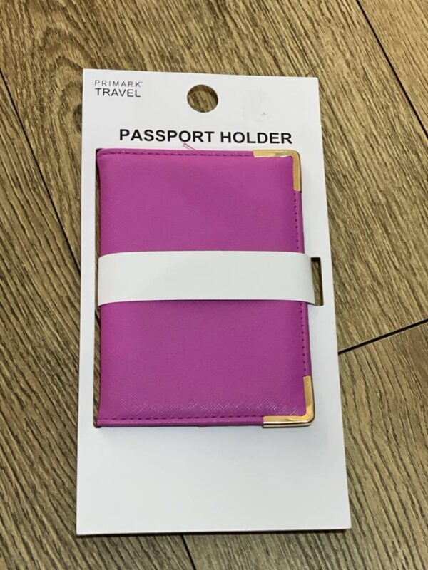 Обкладинка на паспорт Primark фуксія