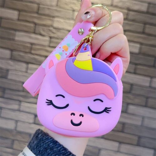 3c36f548-ba78-4b52-a604-f1fd0de2ee79.jpg Брелок-Гаманець силіконовий "Єдиноріг"